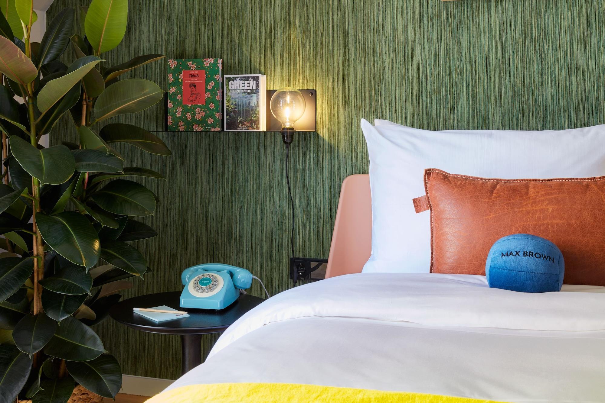Hotel Max Brown 7th District, Part Of Sircle Collection 4*